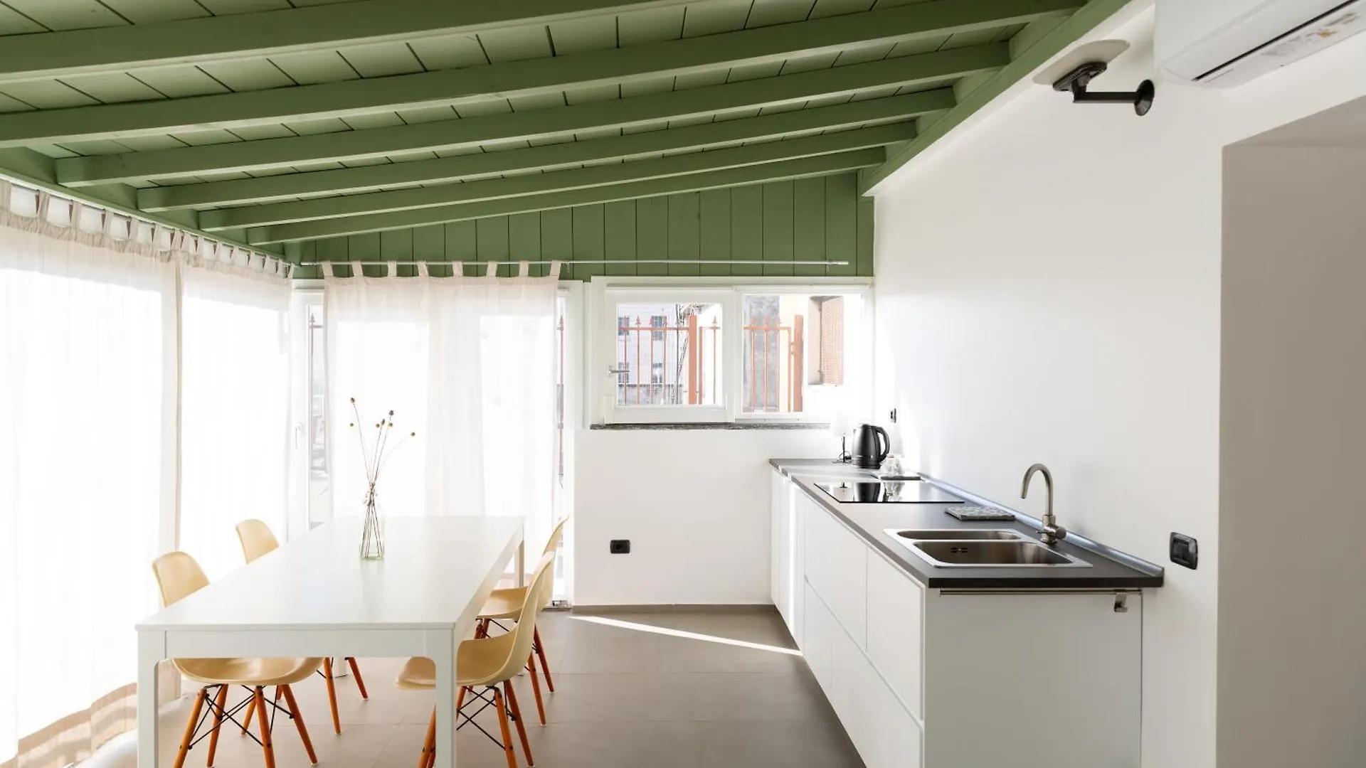 Terrazza Buenos Aires Apartment Milan 0*,  Italy