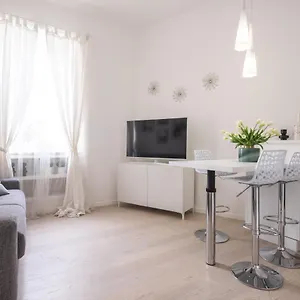 Brera Charming R&r Apartment